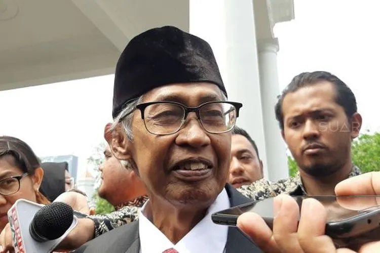 Dewas KPK Agung Artidjo Alkostar saat masih hidup. (Suara.com/Ummi Saleh)