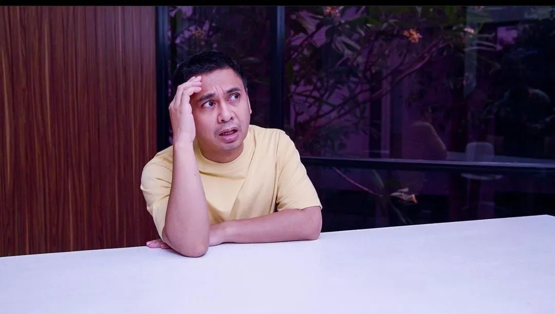 Raditya Dika Ikut Tanggapi Soal Resesi 2023, Berikan Tips Untuk Lakukan Hal ini