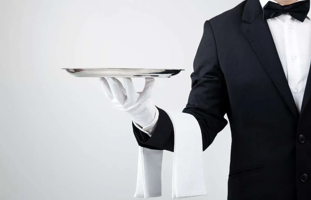 Lowongan Kerja Waiter/waitress