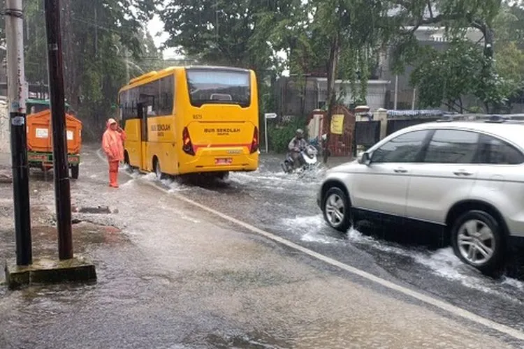 banjir tebet (Ayojakarta/Aini)