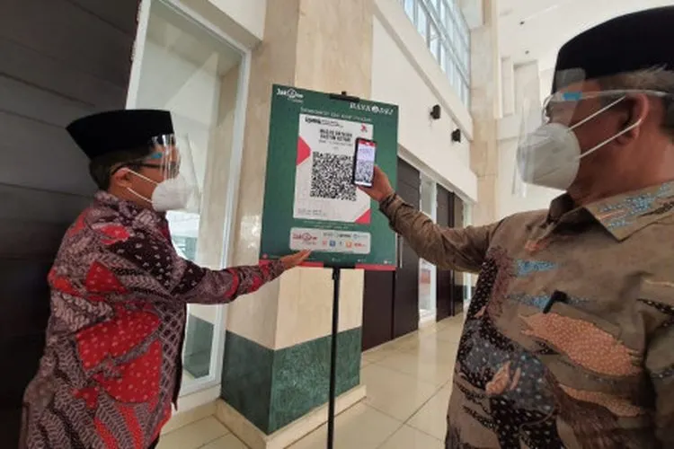 Bank DKI Permudah Jemaah Masjid Raya KH Hasyim Ashari Bayar Zakat (ilustrasi)/beritajakarta.id/aldi geri lumban tobing