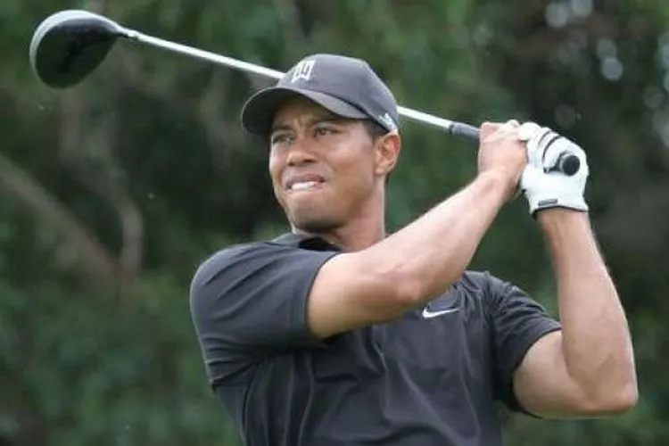 TigerWoods, Pegolf PGA yang mengalami nahas bersama Genesis GV80 [Shutterstock].