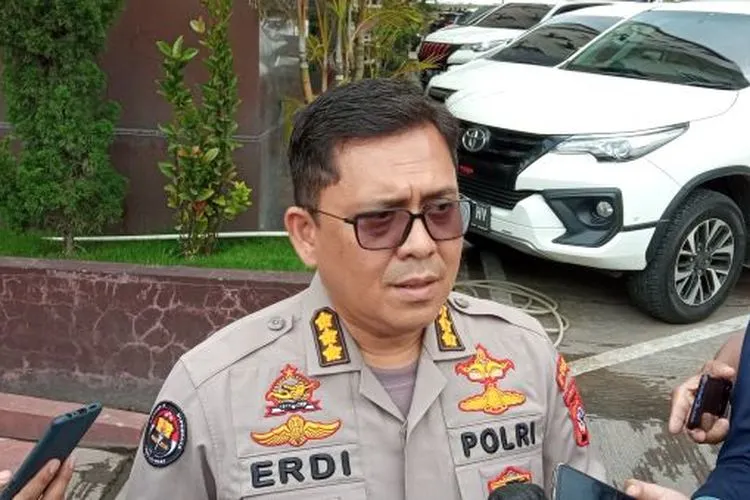 Kabid Humas Polda Jabar Kombes Pol Erdi A. Chaniago. (Ayobandung.com/Fichri Hakiim)
