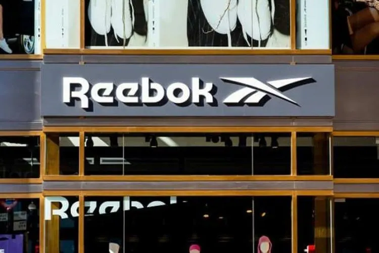 Adidas akan melakukan divestasi Reebok pada Maret 2021.