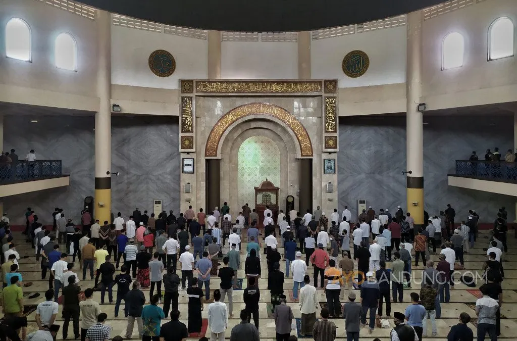 3 golongan jemaah sholat Jumat. Ilustrasi.