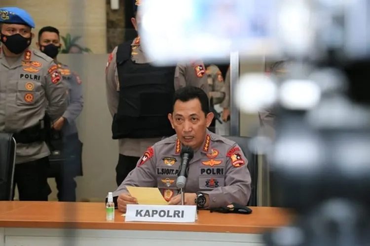 Kapolri Jendral Pol Listyo Sigit Prabowo saat konferensi pers pascapenyerangan ZA (25) tahun di Mabes Polri/dok: Humas Polri