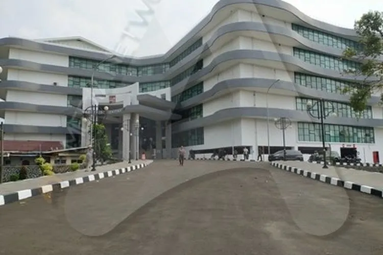 Imbas Anggota Positif Covid-19, Gedung DPRD Kota Bogor Semi Lockdown / Yogi Faisal