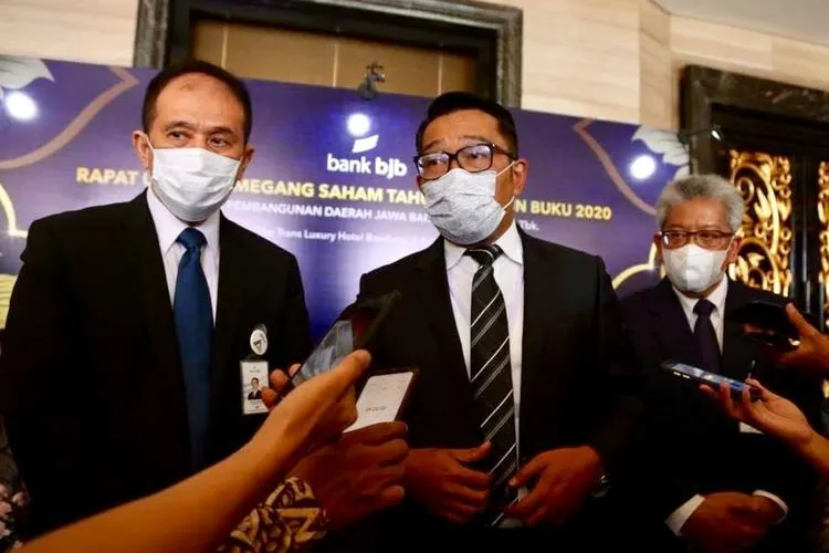 Gubernur Jawa Barat Ridwan Kamil menghadiri RUPST Tahun Buku 2020 bank bjb. (istimewa)