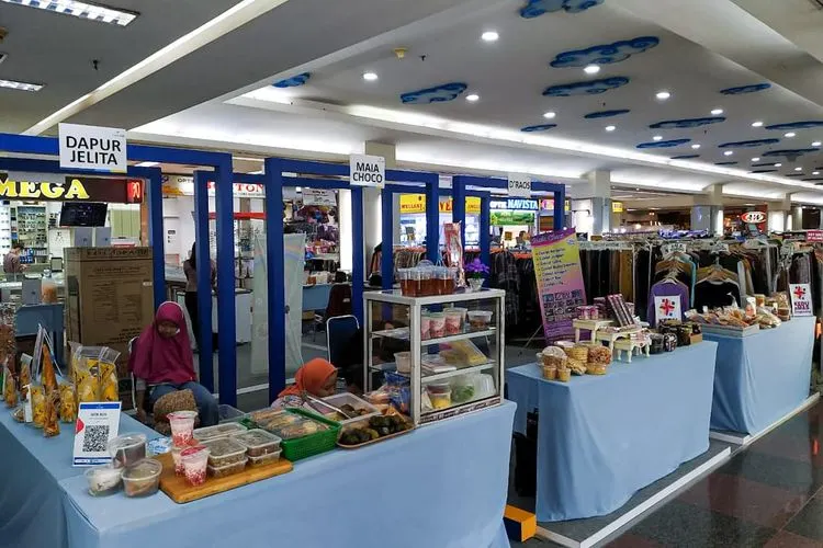 bank bjb memberikan fasilitas digital banking bagi para pelaku Usaha Mikro Kecil dan Menengah (UMKM) yang berada di bawah naungan ITC Group. (istimewa)