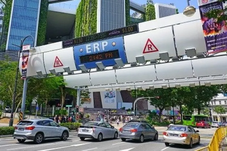 Empat jalur ERP di kawasan Orchard Road, Singapura. Sebagai ilustrasi kota ini [Shutterstock].
