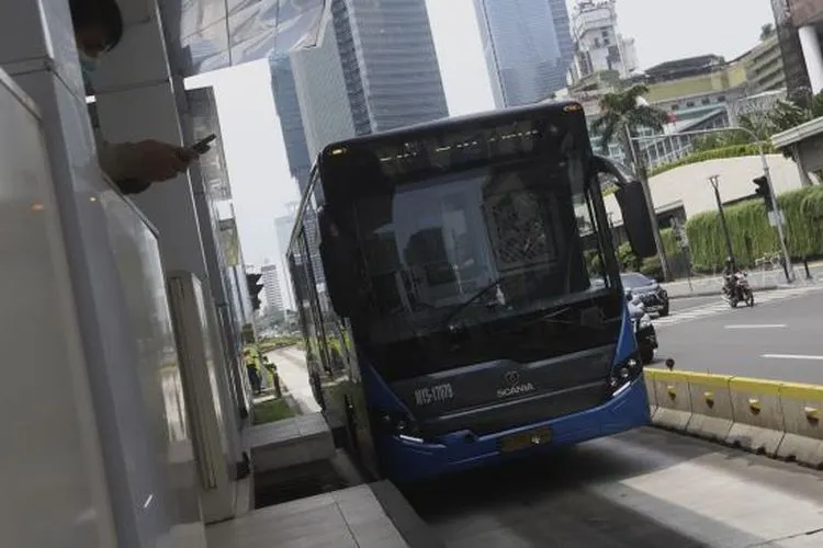 Ilustrasi bus transjakarta. (dok Suara.com)