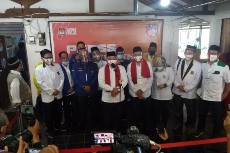 Paslon 2 Pilkada Depok 2020 Idris-Imam dan para pengusungnya. Foto: Republika/Rusdy Nurdiansyah