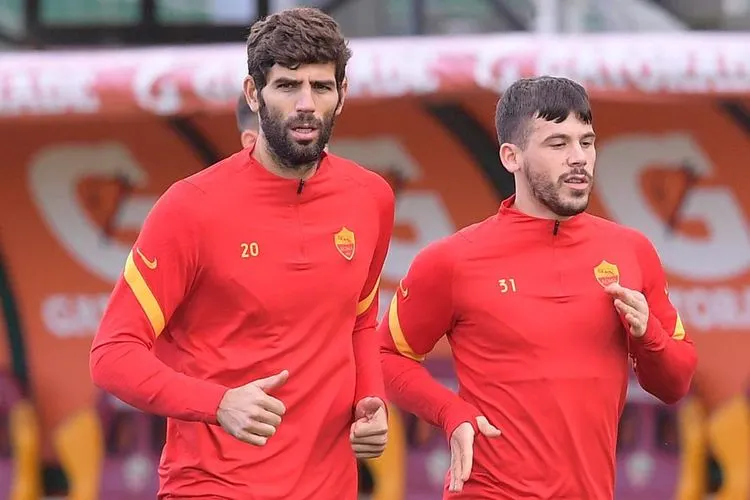 Skuad AS Roma bersiap menjalani laga di Liga Europa. (Twitter AS Roma)