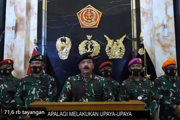Panglima TNI didampingi oleh Pangkostrad Letjen TNI Eko Margiyono, Komandan Koopssus TNI Mayjen TNI Richard TH. Tampubolon, Danjen Kopassus Mayjen TNI Mohamad Hasan, Dankormar Mayjen TNI (Mar) Suhartono, dan Komandan Korpaskhas Marsda TNI Eris Widodo Y/Twitter @Puspen_TNI