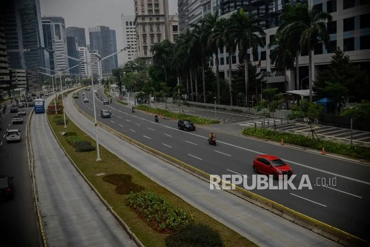 PSBB di DKI Jakarta kembali dilakukan untuk menekan angka keterjagkitan corona/ Republika