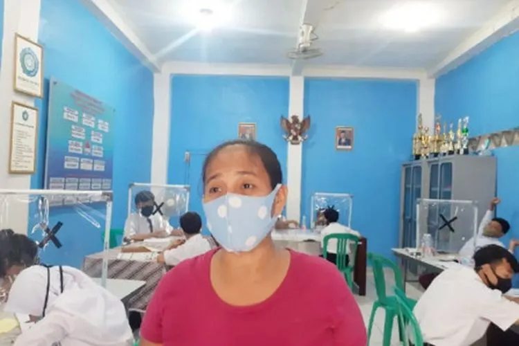 Nur Fitri, warga RT 05/02, Kelurahan Galur, Senen, Jakarta Pusat / beritajakarta.id