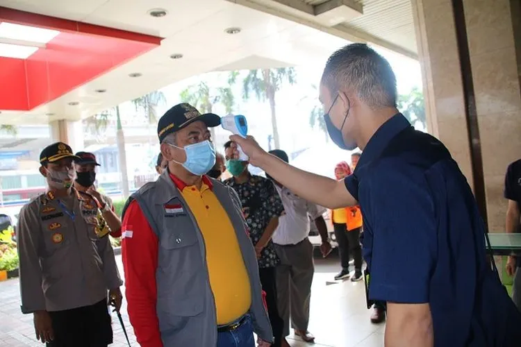 Wali Kota Bekasi, Rahmat Effendi / instagram