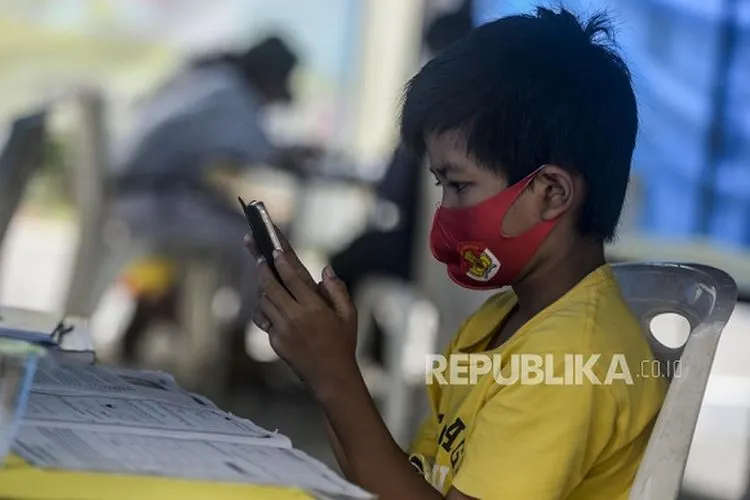 ilustrasi PJJ. Foto: Republika/Putra M. Akbar