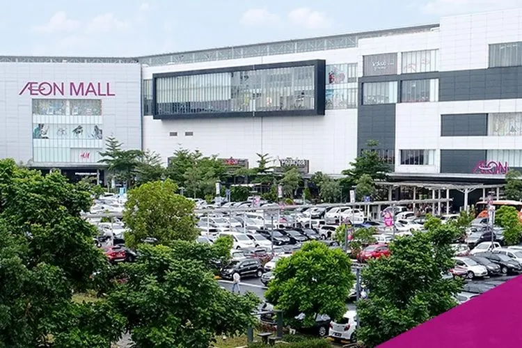 AEON MALL BSD/https://aeonmall-bsdcity.com