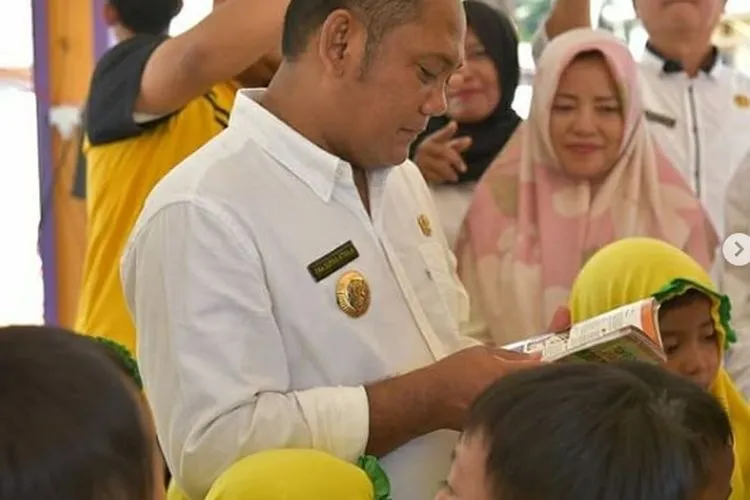 Bupati Bekasi, Eka Supria Atmaja/ instagram