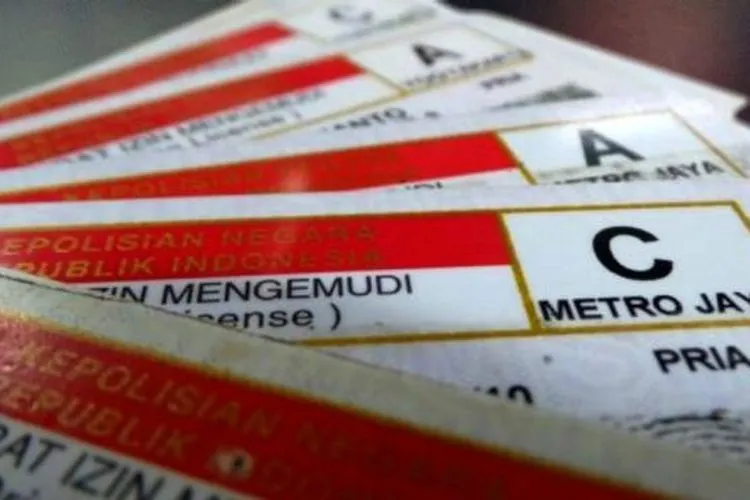 Ilustrasi Surat Izin Mengemudi (SIM) [www.polri.go.id].