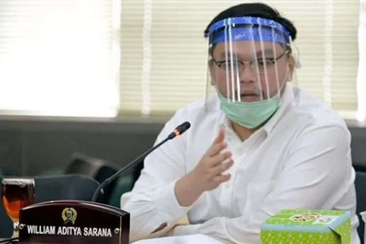 Anggota DPRD DKI Jakarta Fraksi Partai Solidaritas Indonesia (PSI), William Aditya Sarana/ instagram: @willsarana