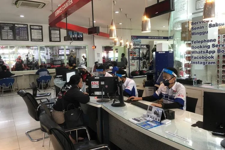 Suasana di Diler Yamaha Motor di wilayah Cempaka Putih yang sudah menerapkan Protokol Kesehatan/Istimewa