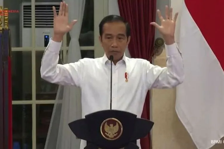 Jokowi saat menyampaikan arahan dalam sidang kabinet paripurna, di Istana Negara tanggal 18 Juni 2020. [Sekretariat Presiden]
