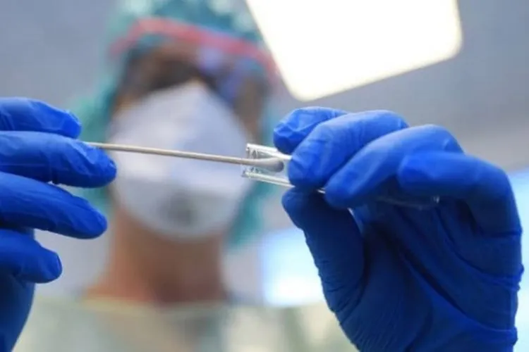 Ilustrasi tes swab
