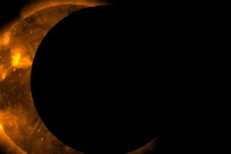 Ilustrasi gerhana matahari parsial (NASA)