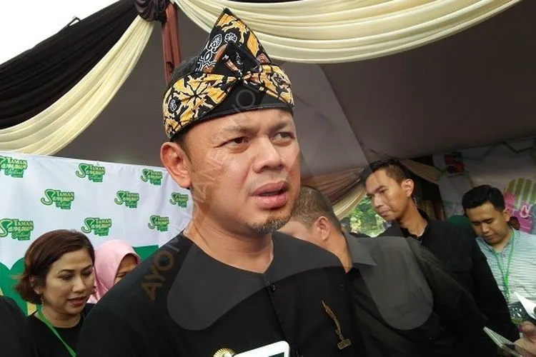 Wali Kota Bogor Bima Arya siapkan data real time penerima bantuan Covid-19. (Ayobogor.com/Husnul Khatimah)