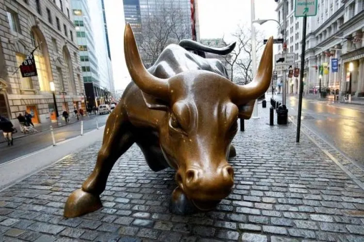 Wall Street Bull (topgrowthnew.com)