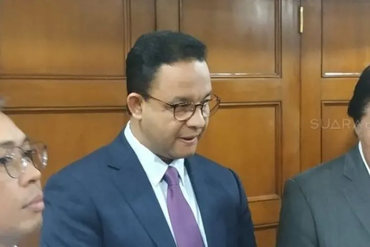 Gubernur DKI Jakarta Anies Baswedan saat di Balai Kota DKI. (Suara.com/Fakhri)