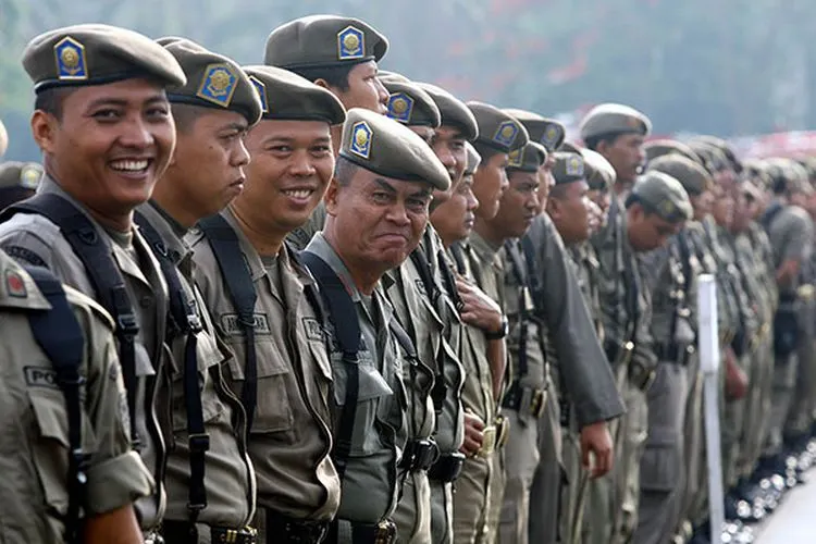 Personal Satpol PP DKI Jakarta. (Media Indonesia)