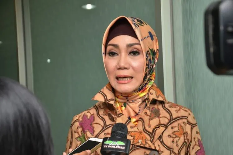 Anggota Komisi IX DPR, Okky Asokawati
