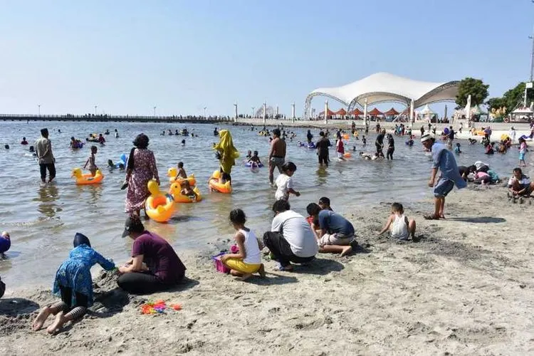 Kawasan Pantai Ancol/Berita Satu