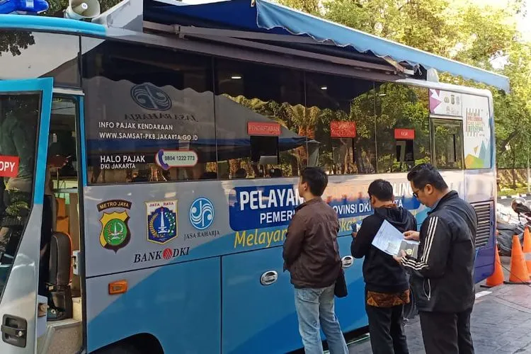Ilustrasi bus Samsat Keliling/@TMCPoldaMetro