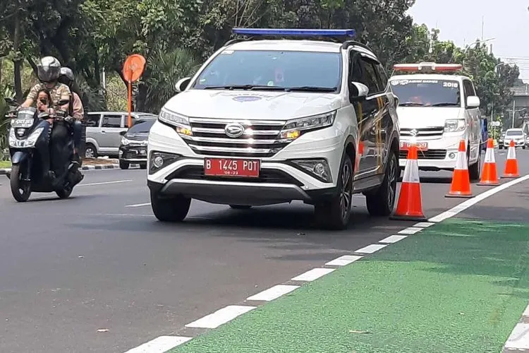 Jalur khusus sepeda di Jalan Medan Merdeka Selatan/Ayojakarta.com