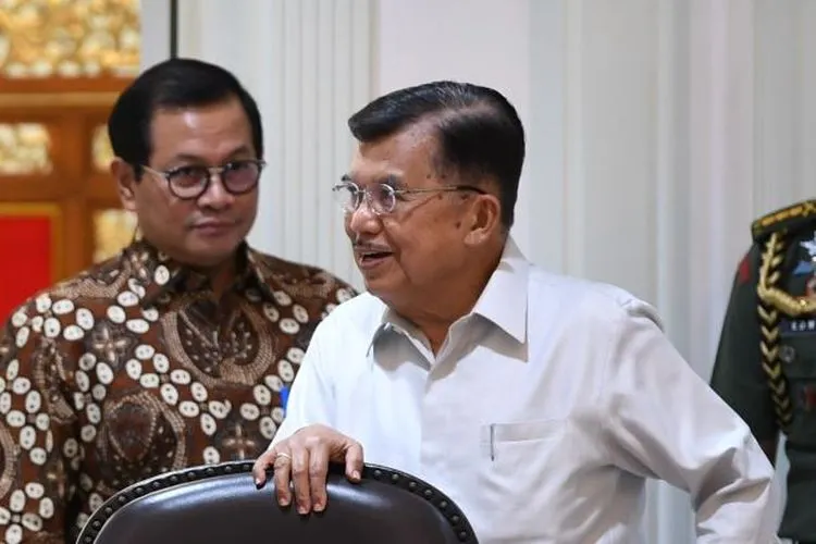 Wakil Presiden Jusuf Kalla (kanan). (ANTARA FOTO/Wahyu Putro A/foc)