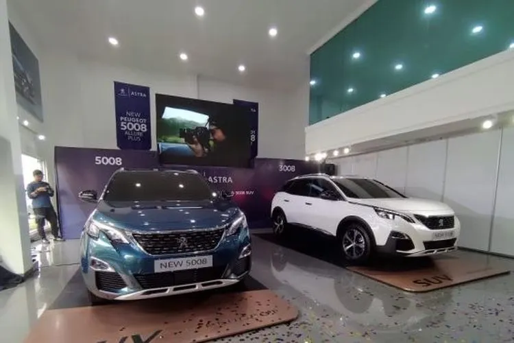 New Peugeot 3008 SUV Allure Plus dan 5008 SUV Allure Plus [Dok Astra Peugeot].