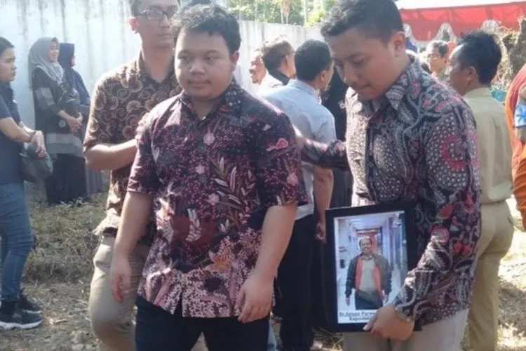 Ivanka usai mengikuti pemakaman ayahnya (Foto: Aris Wasita)
