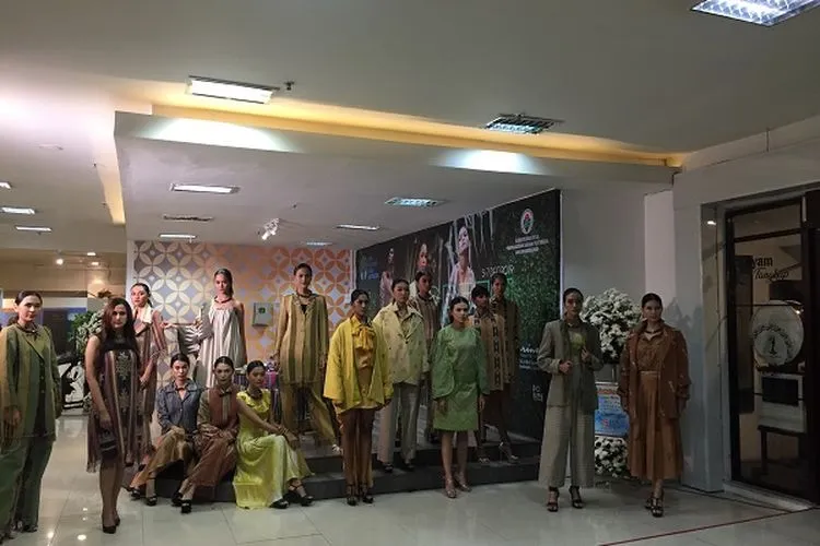 20 koleksi dari 100 penenun hadir di  Eco Fashion Indonesia 2019 (Ayojakarta.com/Istihanah Soejoethi)