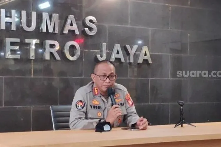 Polisi Bekuk 15 Pelaku Pemalsuan Hasil Swab Tes di Bandara Soetta (suara.com)