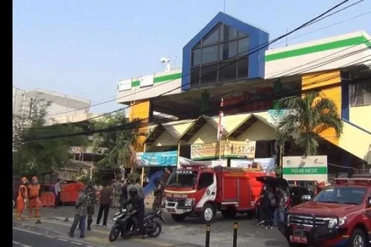 Pasar Mede Cilandak, Jakarta Selatan ditutup sementara karena pedagang terpapar Corona. (Suara.com/ istimewa).