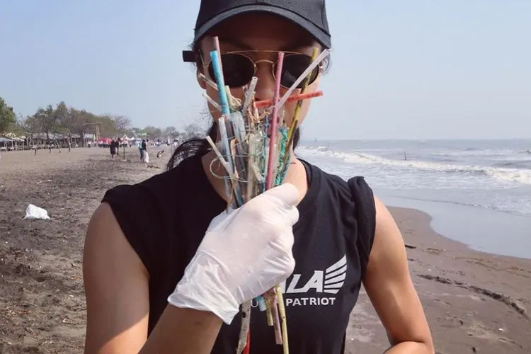 Aktris Kelly Tandiono. (@kelly_tandiono/Instagram)