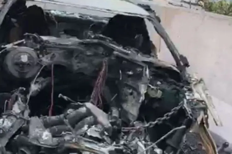 Kabar duka datang dari institusi Kejaksaan Agung, yakni Wakil Jaksa Agung Republik Indonesia Arminsyah meninggal dunia, Sabtu (4/4/2020). Arminsyah tewas dalam kecelakaan mobil di KM 13 Cibubur Tol Jagorawi arah Jakarta. [dokumentasi polisi]