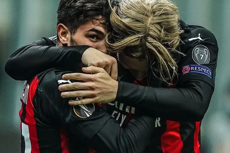 AC Milan Berhak lolos ke babak 32 besar Liga Europa usai mengalahkan Celtic di San Siro, Jumat (4/12/2020) dini hari WIB. Pertandingan ini berakhir dengan skor 4-2 / instagram