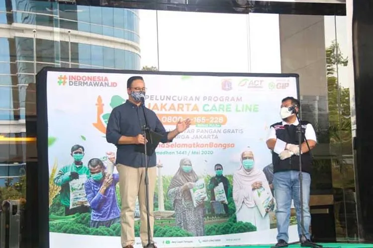 Gubernur DKI Jakarta, Anies Baswedan, menghadiri peluncuran program  program Jakarta Care Line. (foto: Dok Humas Pemprov DKI)