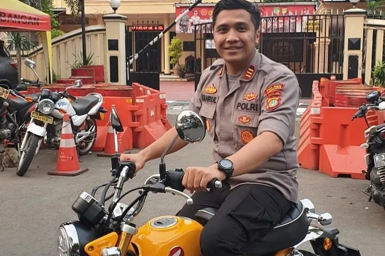Kepala Polsek Kembangan AKP Fahrul Sudiana/picpanzee.com