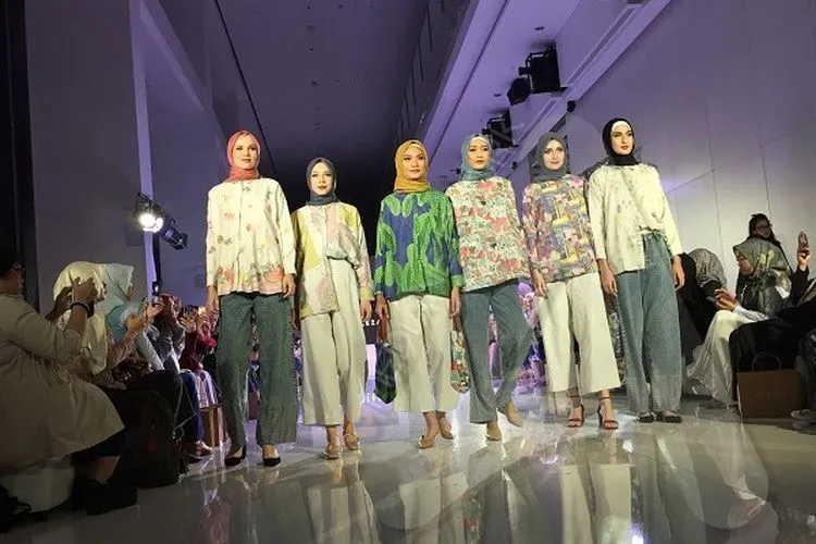 Koleksi terbaru ALEZA dengan Yayasan ATC Widyatama, Bandung (Ayojakarta.com/Istihanah Soejoethi)